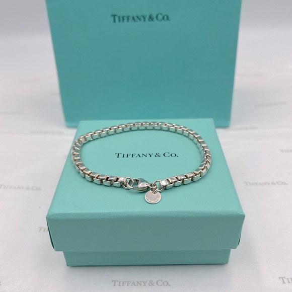 Tiffany & Co. Venetian Link Bracelet Interlocking 925 Sterling Silver W/ Pouch - Picture 9 of 11